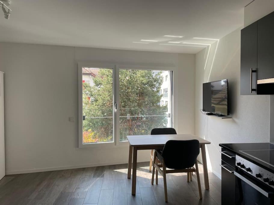 Proche Lausanne: Studio Bien Equipe Διαμέρισμα Prilly Εξωτερικό φωτογραφία