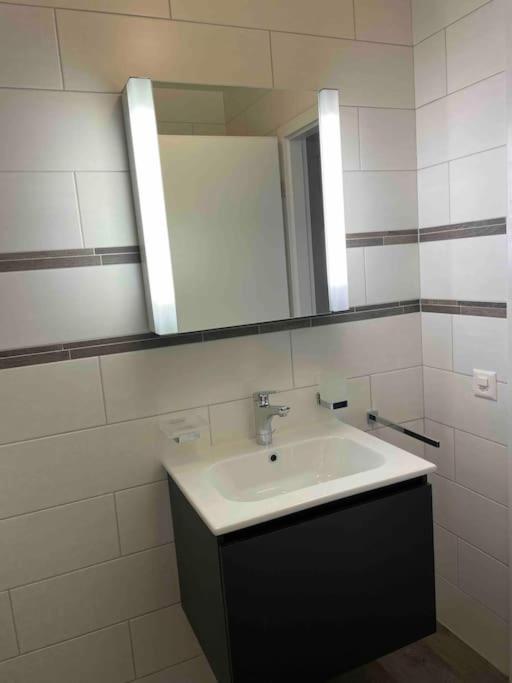 Proche Lausanne: Studio Bien Equipe Διαμέρισμα Prilly Εξωτερικό φωτογραφία